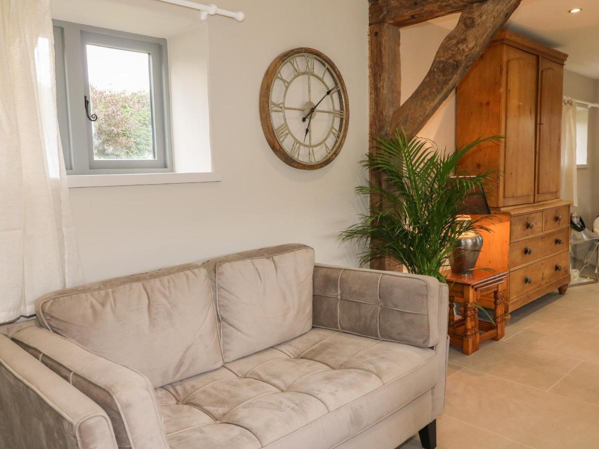 Upper Barn Villa Стафорд Екстериор снимка