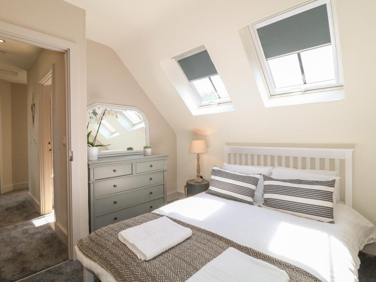 Upper Barn Villa Стафорд Екстериор снимка